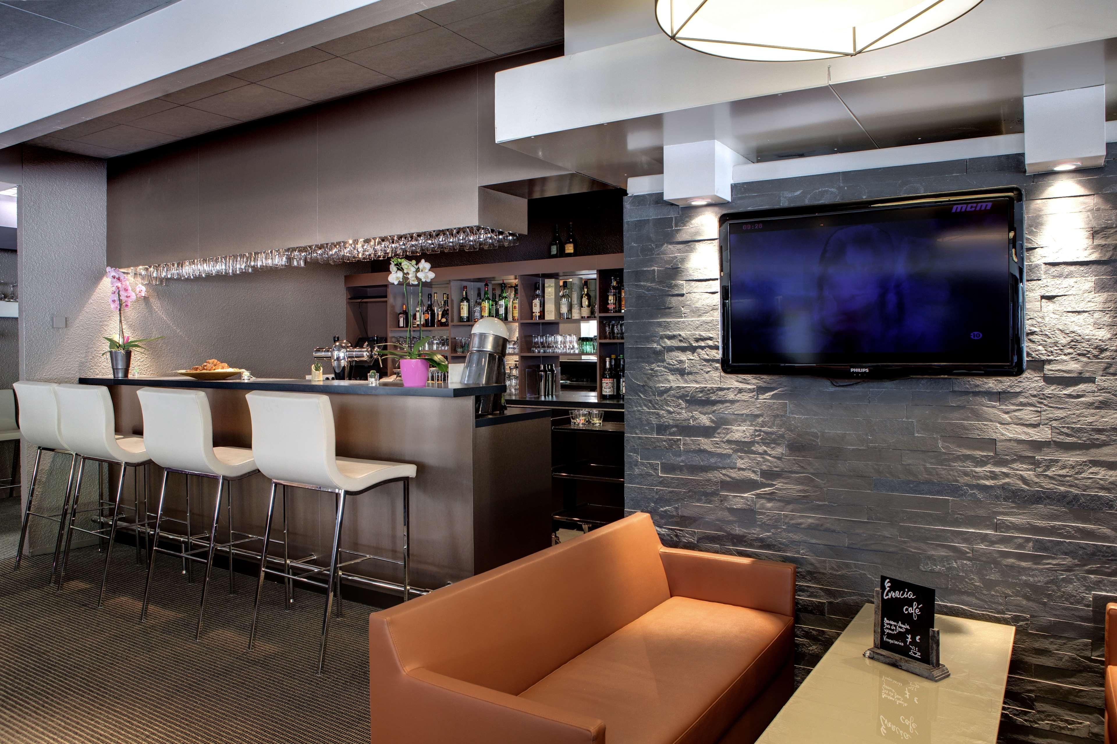 Best Western Alexander Park Шамбери Екстериор снимка