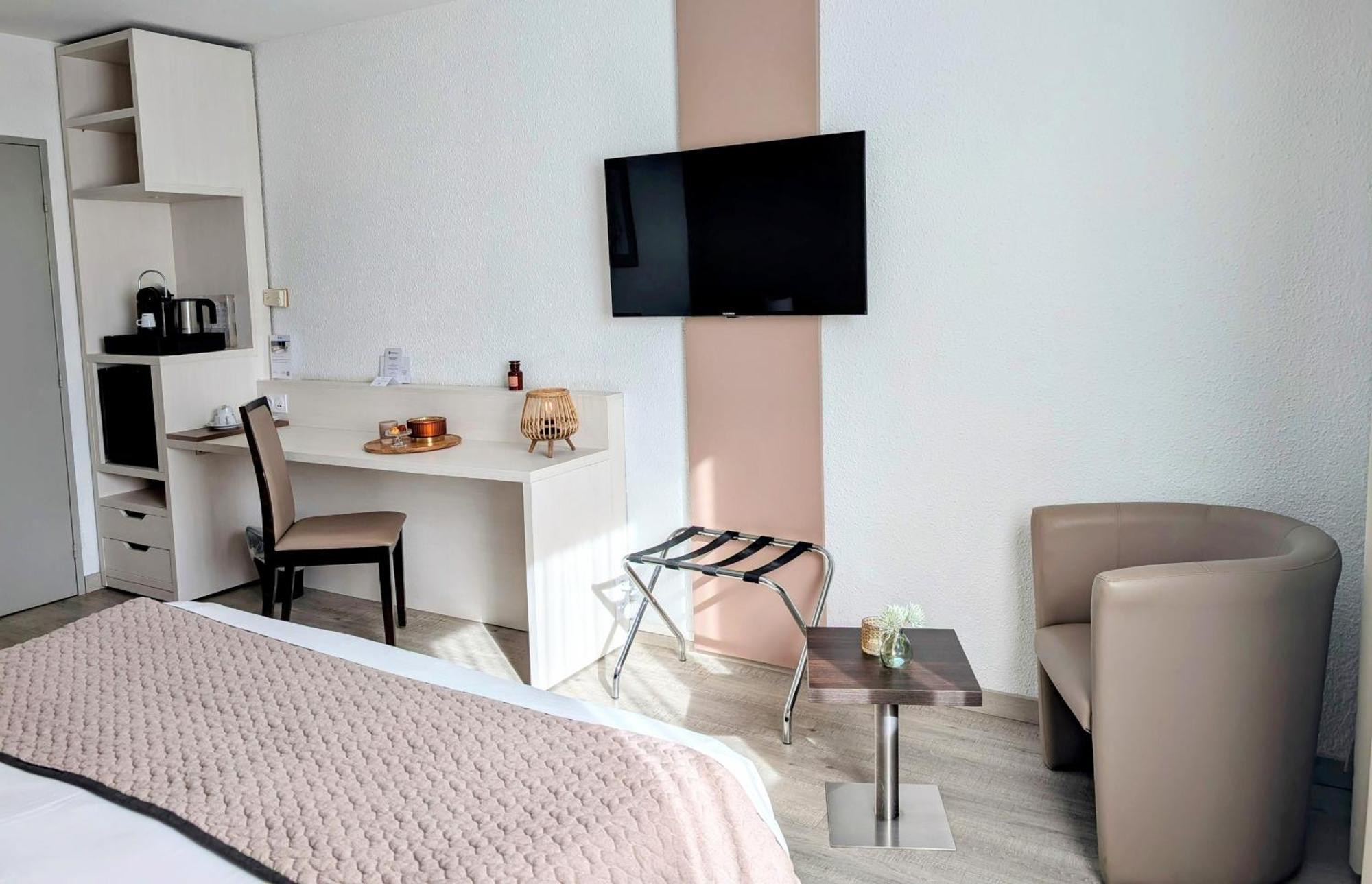 Best Western Alexander Park Шамбери Екстериор снимка